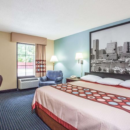 Hotel Super 8 By Wyndham Camp Springs/Andrews Afb Dc Area Esterno foto