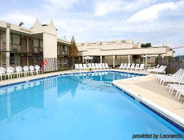 Hotel Super 8 By Wyndham Camp Springs/Andrews Afb Dc Area Esterno foto
