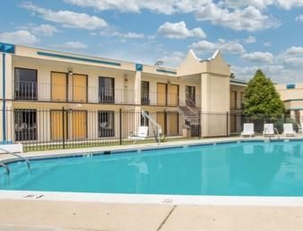 Hotel Super 8 By Wyndham Camp Springs/Andrews Afb Dc Area Servizi foto